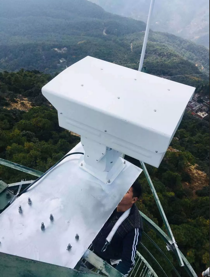 ��������������������ɽ�϶���˫�����۽𾦡���