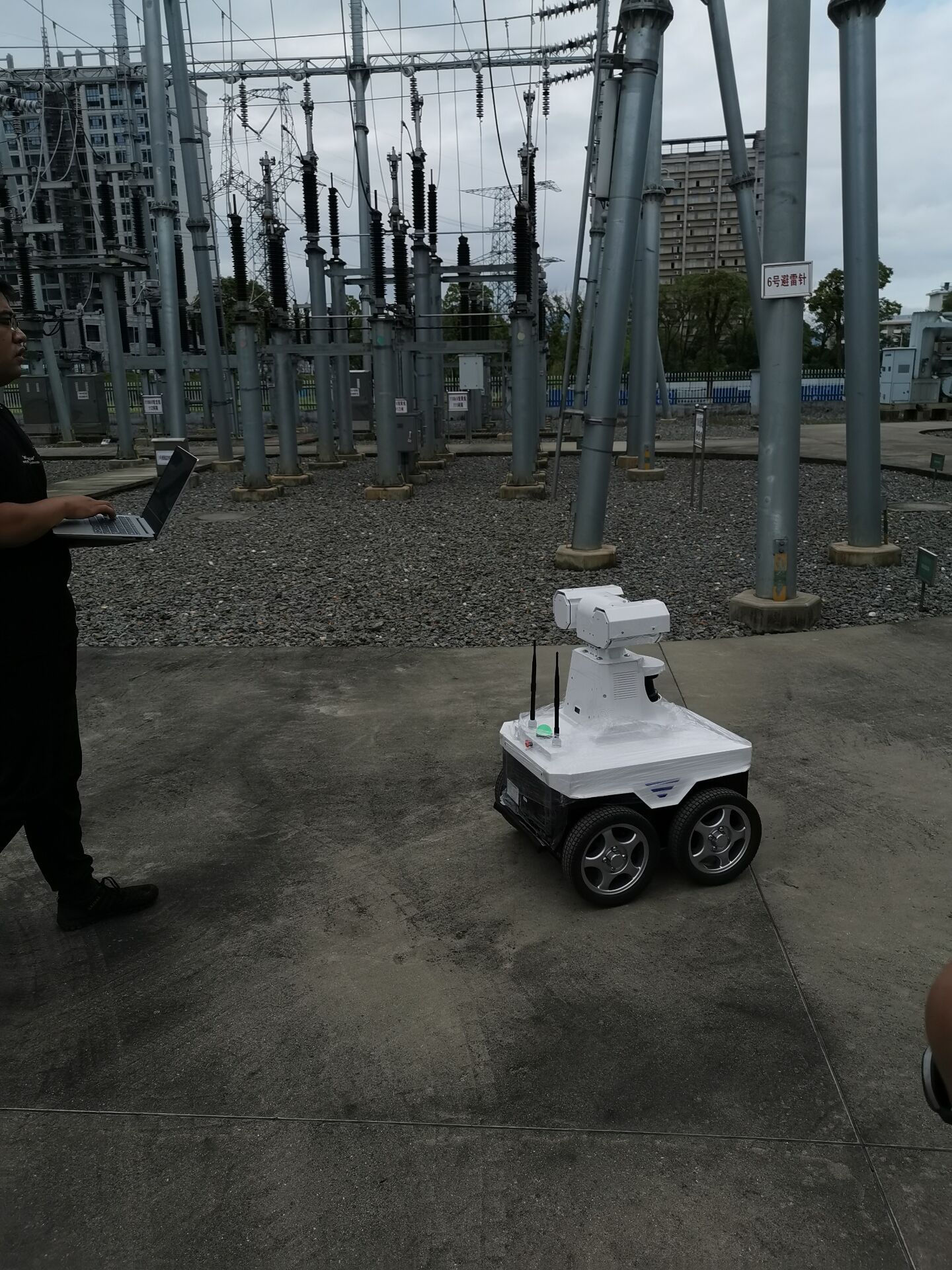 ���վѲ���е��