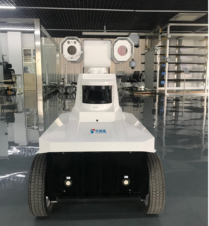 ?���վ����Ѳ���е������������