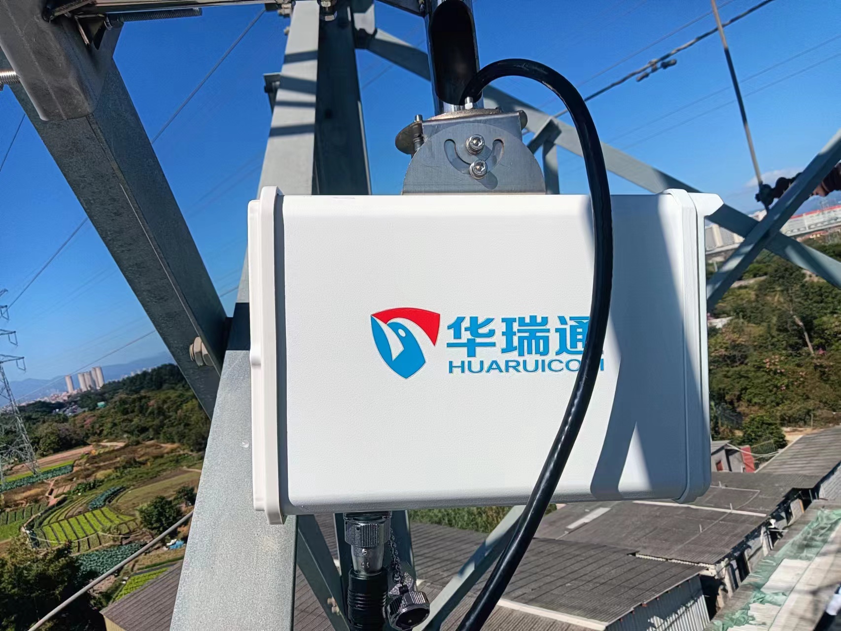 ҹ��Զ������̨�������ͷ