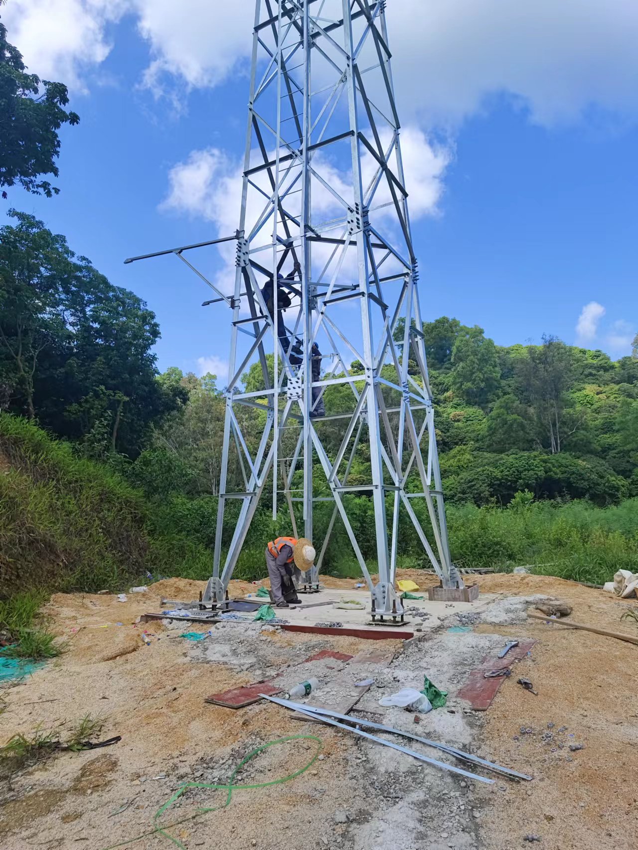 ɭ�ַ���ר��˫����������̨�������װ��ʩ����Ҫע����Щ��Ȼ����